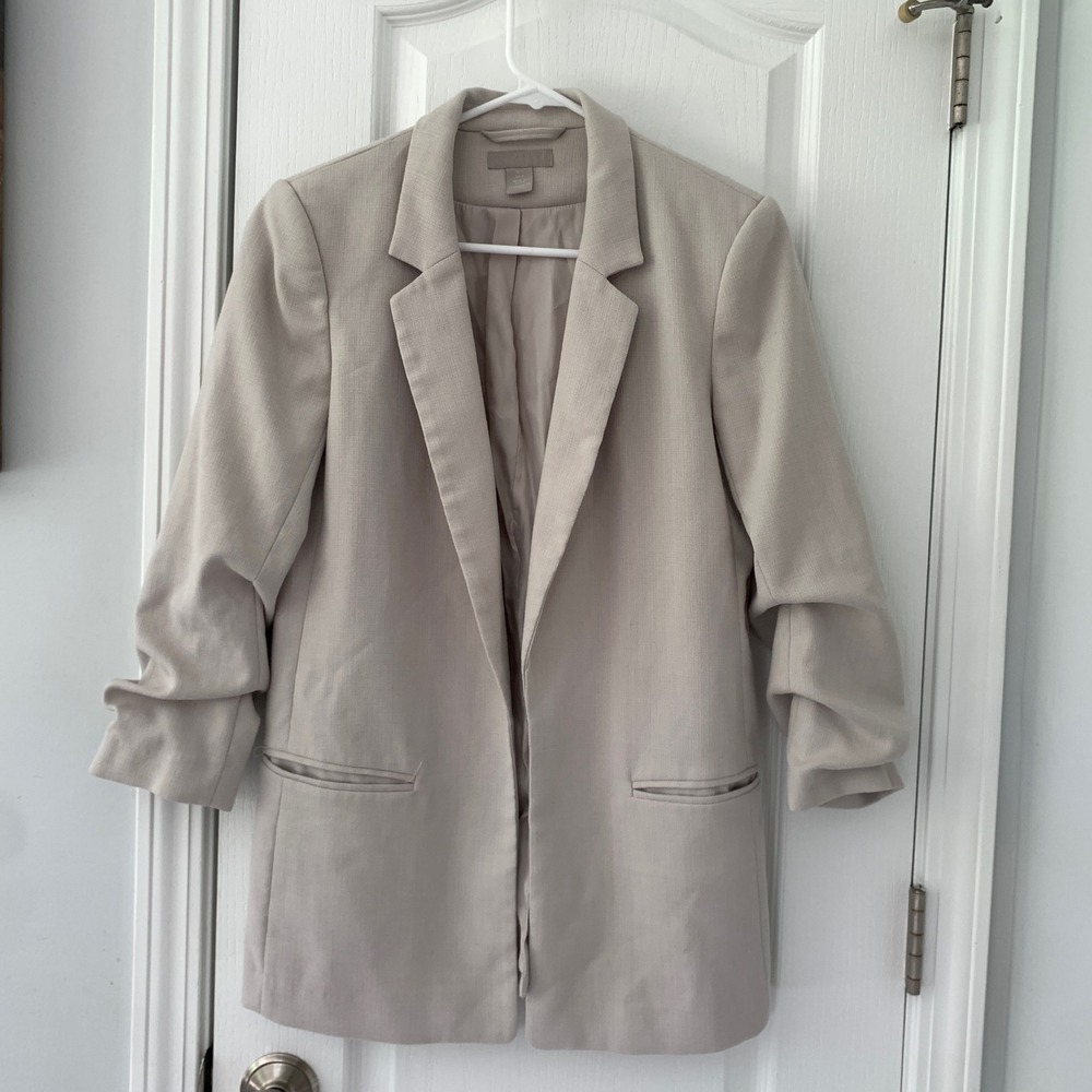 HM Beige Ruched 3/4 Sleeve Open Front Blazer Textured Neutral Jacket Small
